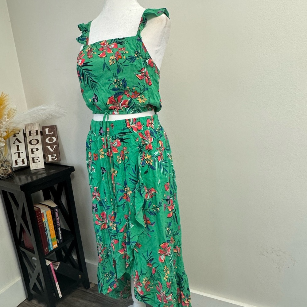 No Boundaries Green Floral Skirt Set
